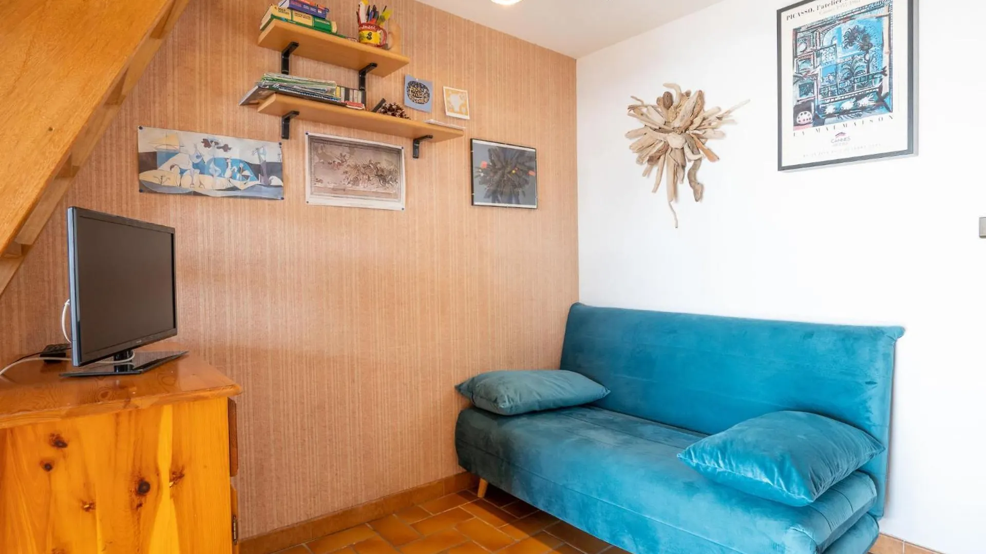 Apartment Le Domaine De La Gaillarde-16 By Interhome Les Issambres